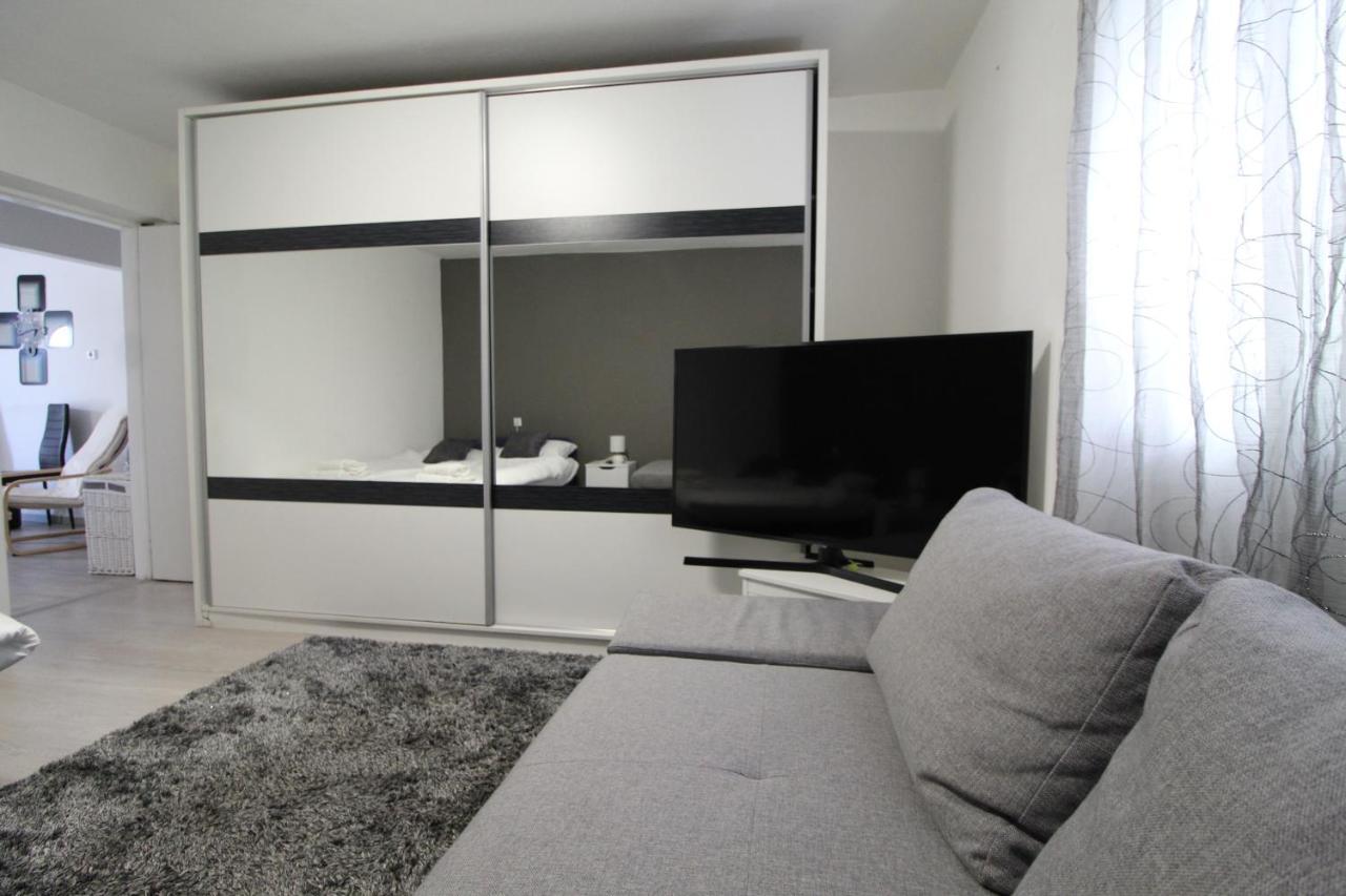 Apartment Matijas, 3 Bedroom Apt With Terrace And Parking Split Ngoại thất bức ảnh